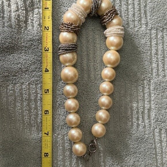 Beaded Pearl Necklace - Picture 3 of 4
